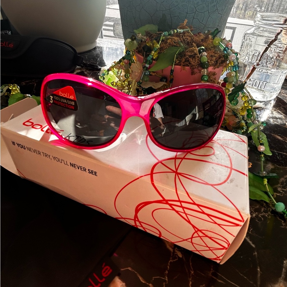 NIB Bolle Sunglasses Kid's Awena Crystal Rose